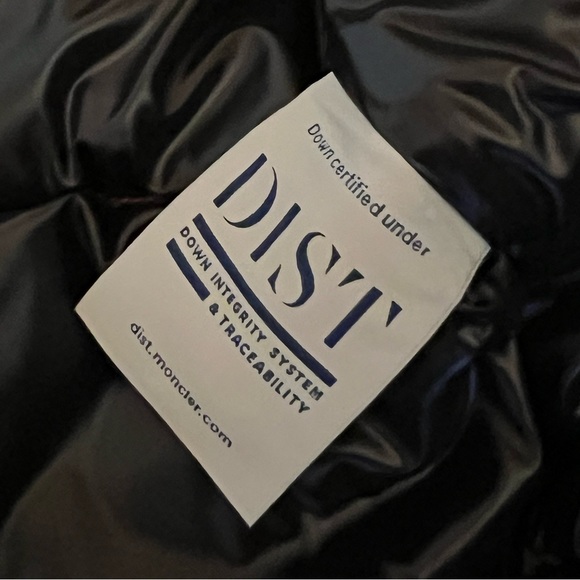 Moncler Zubair Zip-up Jacket Red Size 1 New - Picture 13 of 16